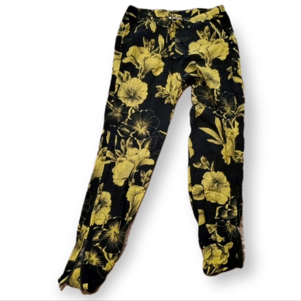 Stylus Yellow Floral Joggers